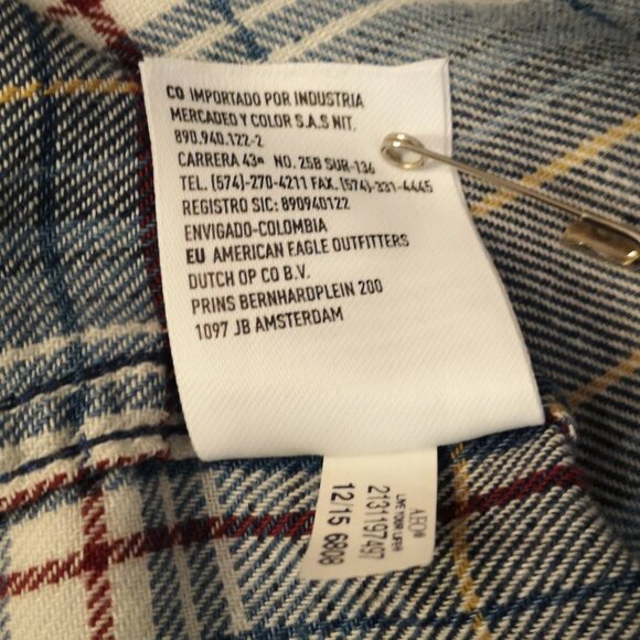 American Eagle Outfitters Ladies Boyfriend Fit Plaid Shirt - Picture 6 of 9